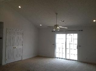 169 Central Blvd APT 39, Mount Washington, KY 40047