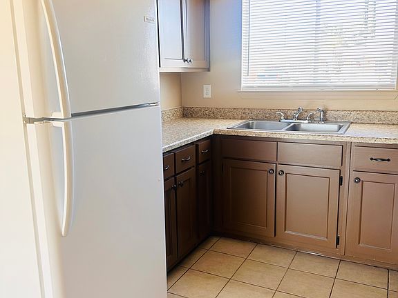 3rd image of 9005 Sinaloa Ln