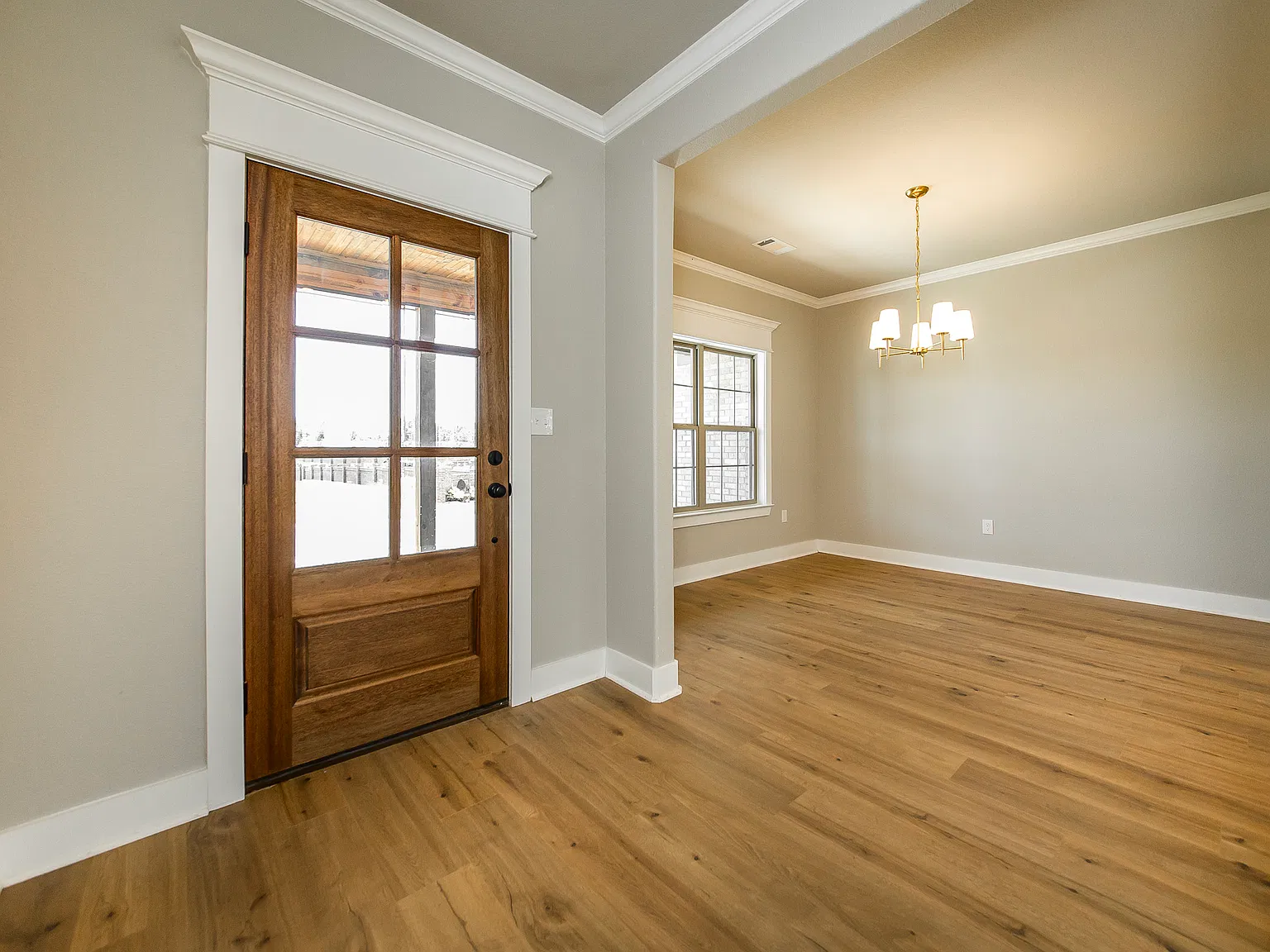4 bed, 2260 sqft, $2,750 — Photo 4