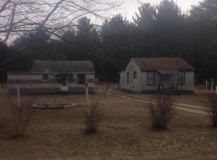 211 Ellis Rd, Muskegon, MI 49441