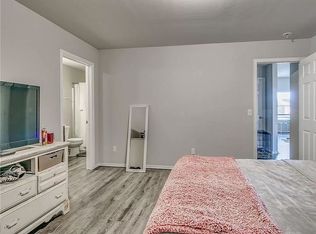 805 Hallow Oak Ct, Midwest City, OK 73130