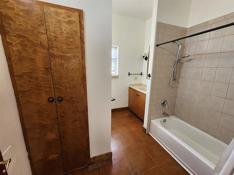 500 Spring Creek Rd — Photo 24