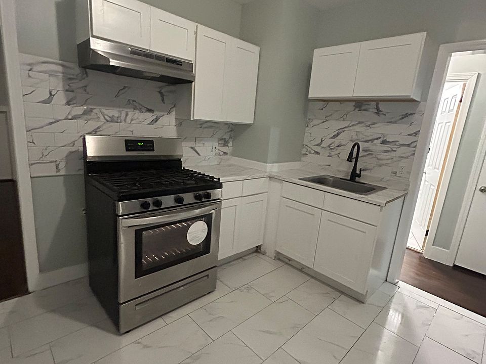 1st image of 63-65 Lombard St #3