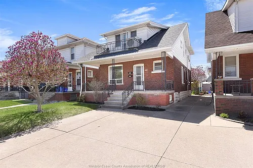 1069 Marentette Ave #UPPER Photo 1