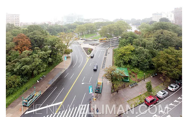 Sold by Douglas Elliman | media 24