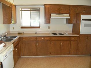 1010 N 40 St, Omaha, NE 68131