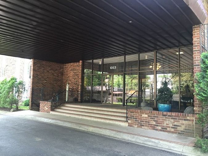 1st image of 1053 W Ogden Ave APT 245