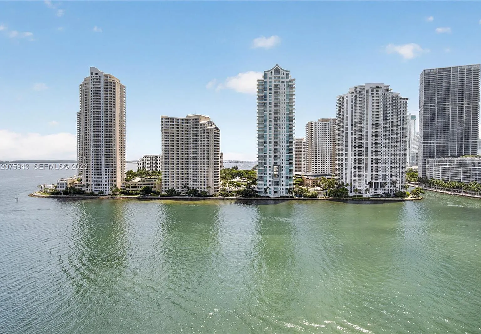 One Miami East Condo — Photo 4