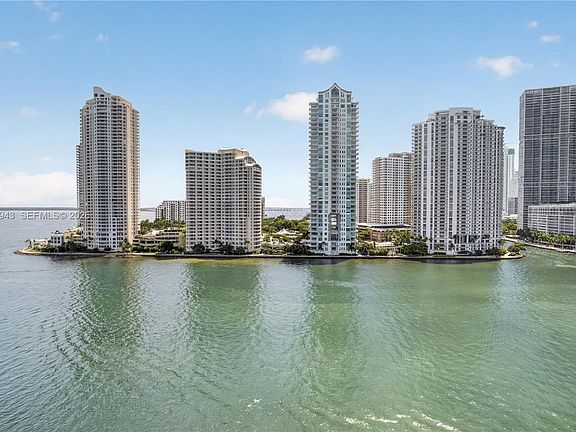 4th image of 335 Biscayne Blvd #1503