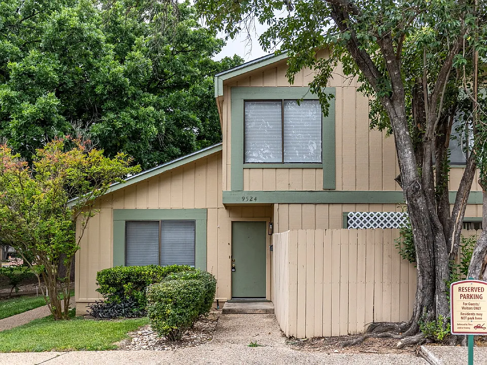 9524 Quail Village Ln