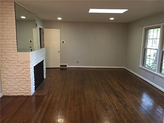 4th image of 3628 Manderly Pl