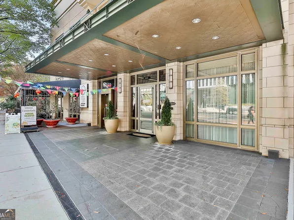 565 Peachtree St NE, Atlanta, GA 30308