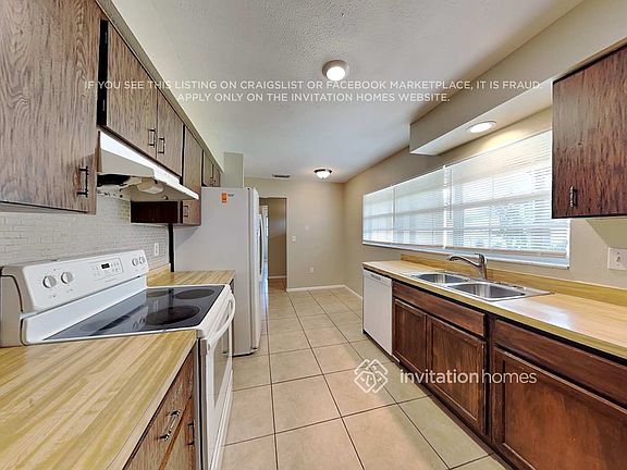 5th image of 5323 Winewood Dr