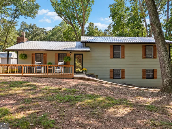 5752 Oak Grove Dr, Acworth, GA 30102