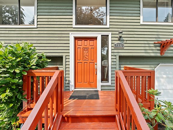 3rd image of 7331 151st Ave NE #A