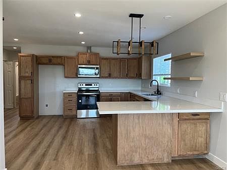 3rd image of 1603 1/2 W 252nd St