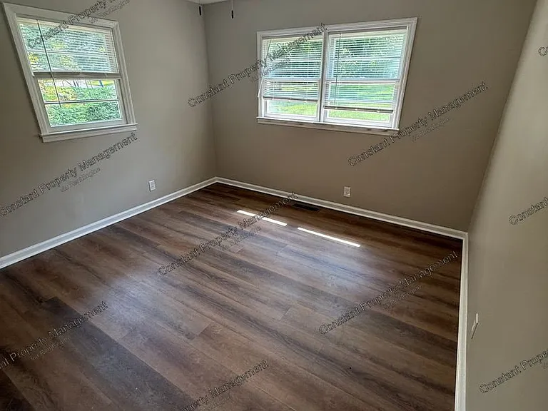 2166 Ollie Dr — Photo 9