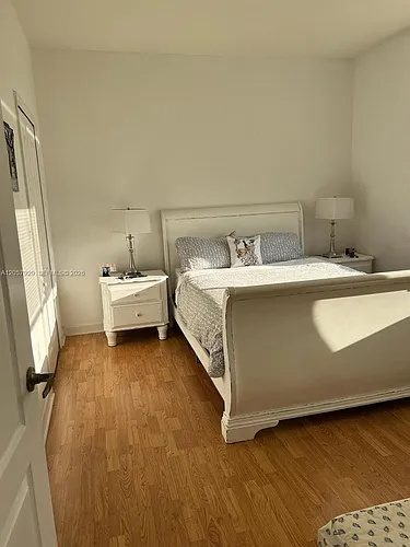 17820 NW 73rd Ave #200-1 Photo 1