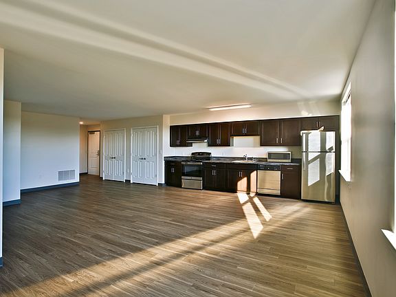 5th image of 526 Central Ave #Ddb49e824