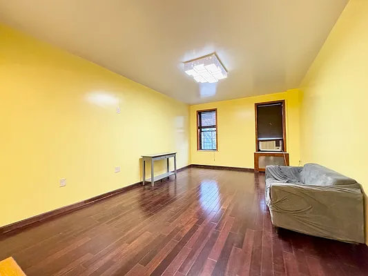 Rented by Keller Williams NYC | media 27