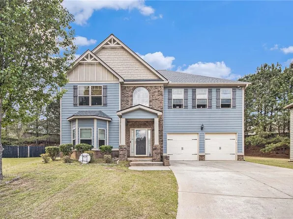 415 Damascus Ct, Fairburn, GA 30213