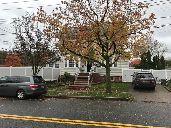 4901 Amboy Rd, Staten Island, NY 10312