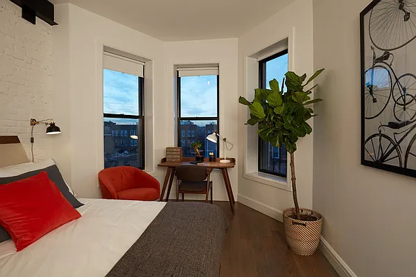 Rented by Nooklyn NYC LLC | media 7