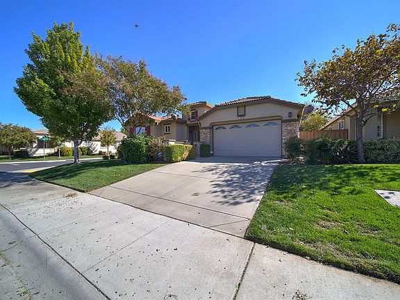 2nd image of 329 Suez Canal Ln