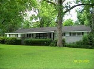 404 Caisson Dr, Selma, AL 36701