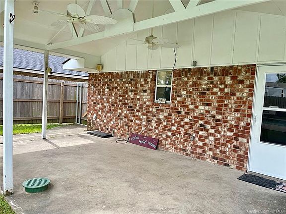 5th image of 1504 Anita St