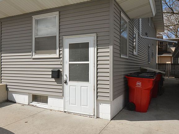 2nd image of 619 2nd St NW #1