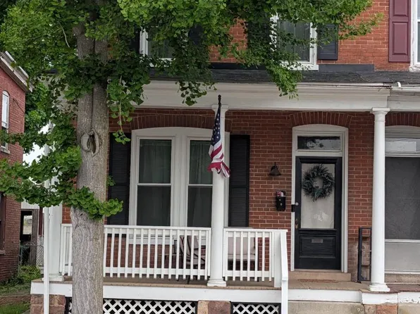 14 N 6th St, Denver, PA 17517