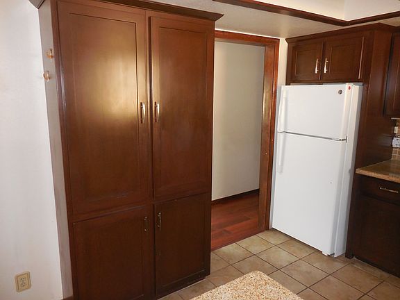 5th image of 3271 Robert Wynn St #1