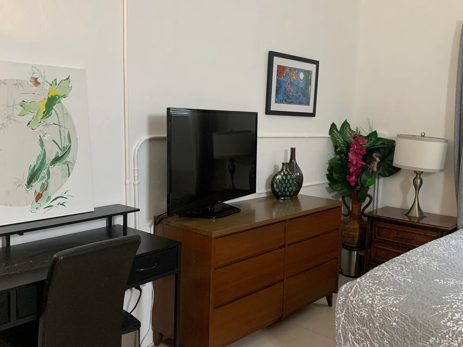 Studio, 1000 sqft, $1,400 — Photo 3