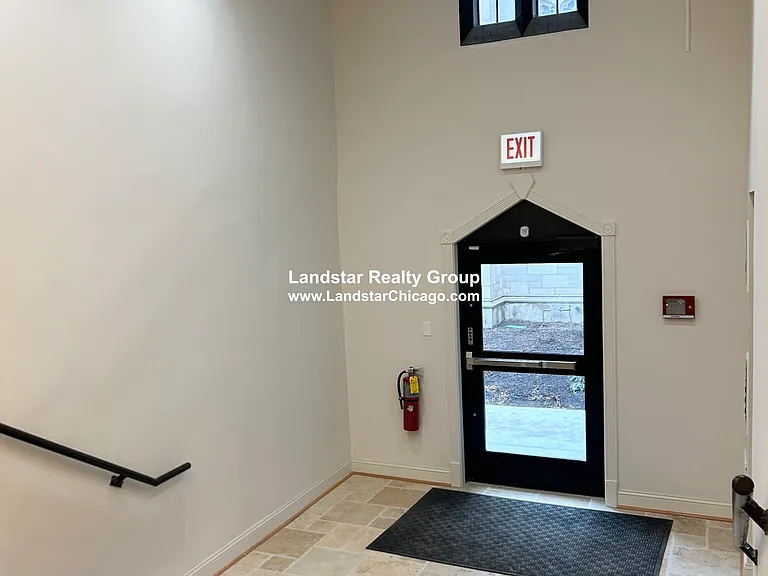 4611 S Ellis Ave #204 — Photo 21