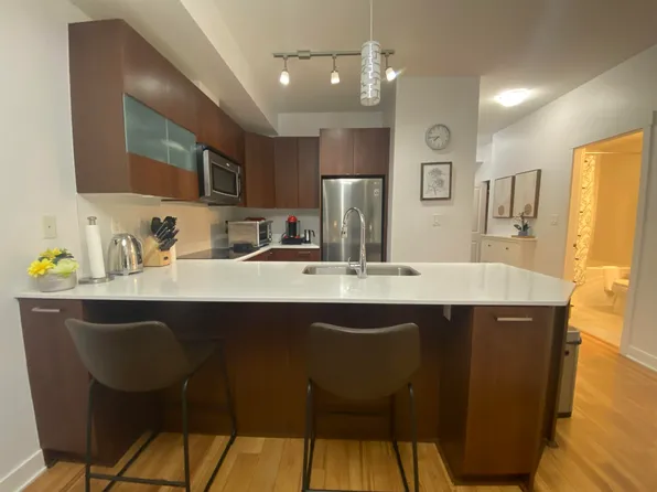 13321 102a Ave #203, Surrey, BC V3T 1P6