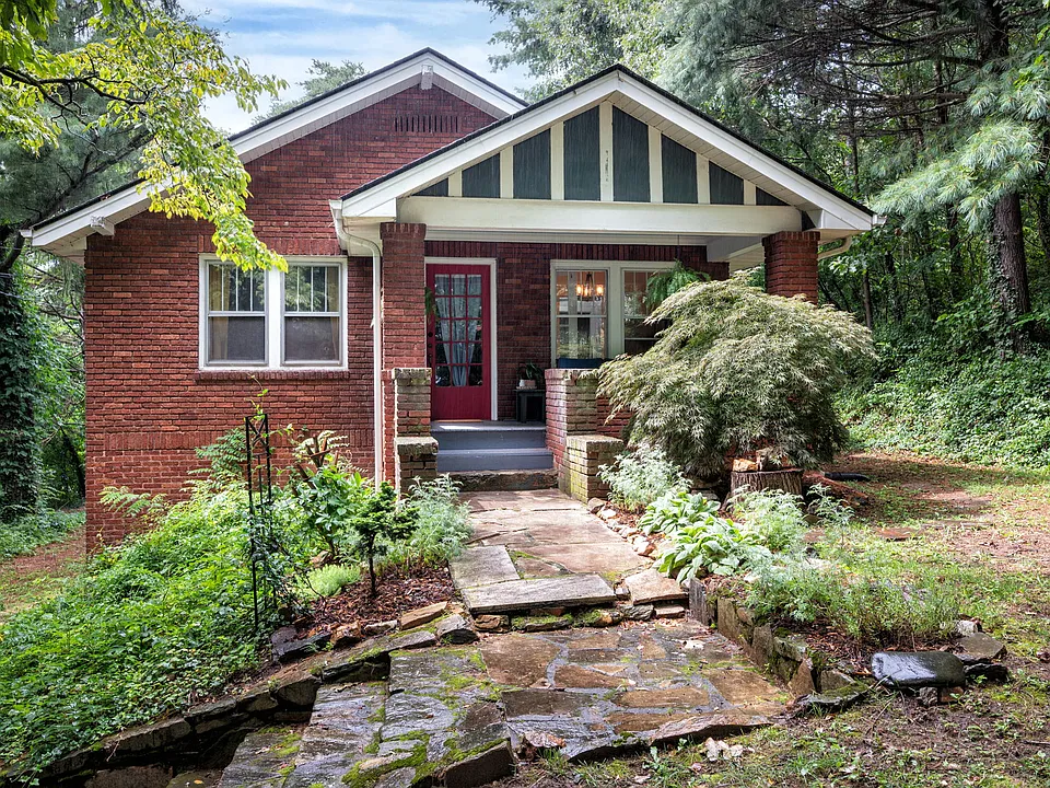 17 Buchanan Rd