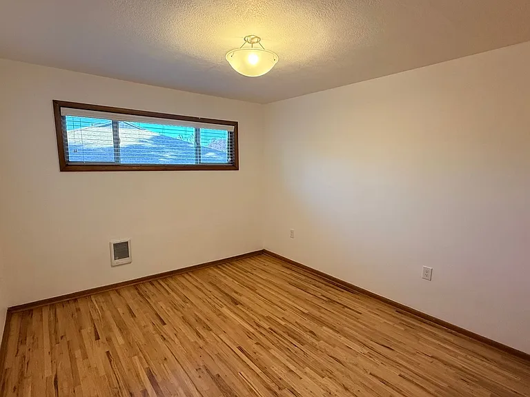 4020 SE Pardee St — Photo 16