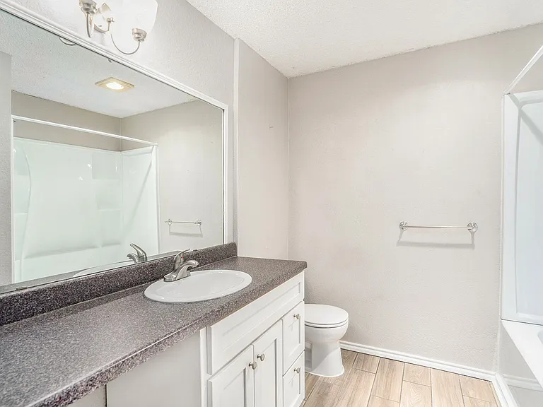 3301 Aurora St #D — Photo 21