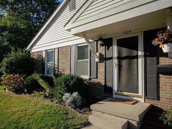 2nd image of 1425 Wingate Blvd