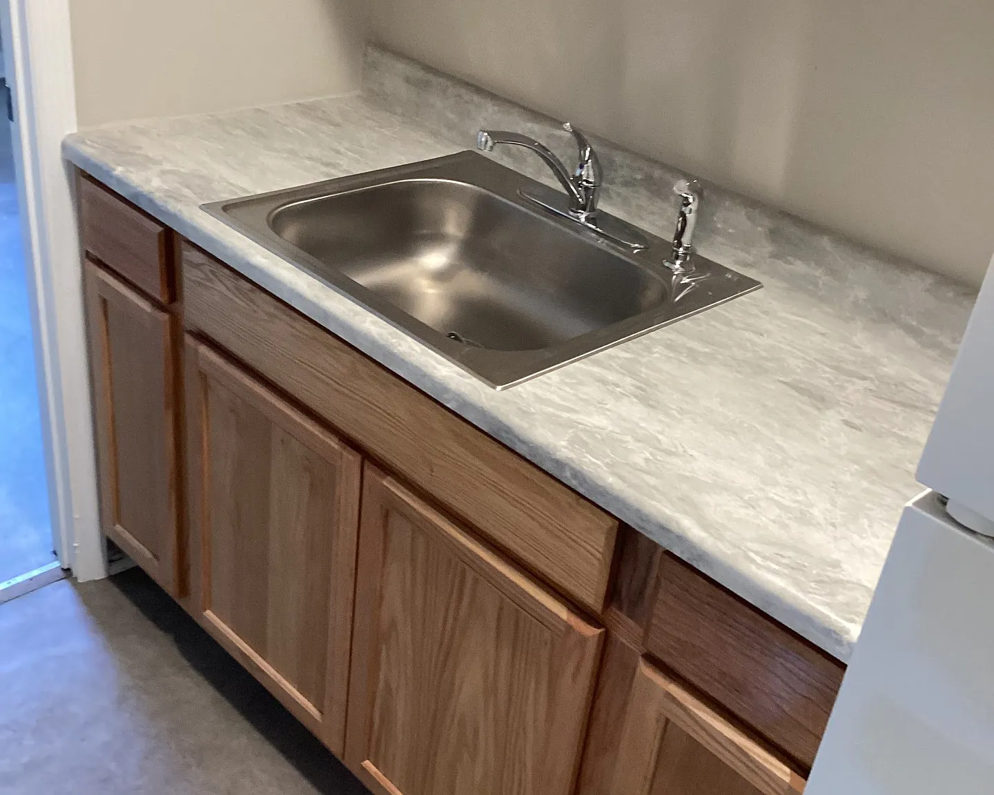 2200 Rebecca St — Photo 2