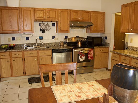 2nd image of 2975 Phoenix Ave