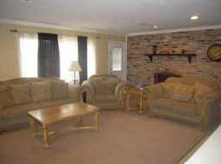 1927 Seakale Ln, Houston, TX 77062