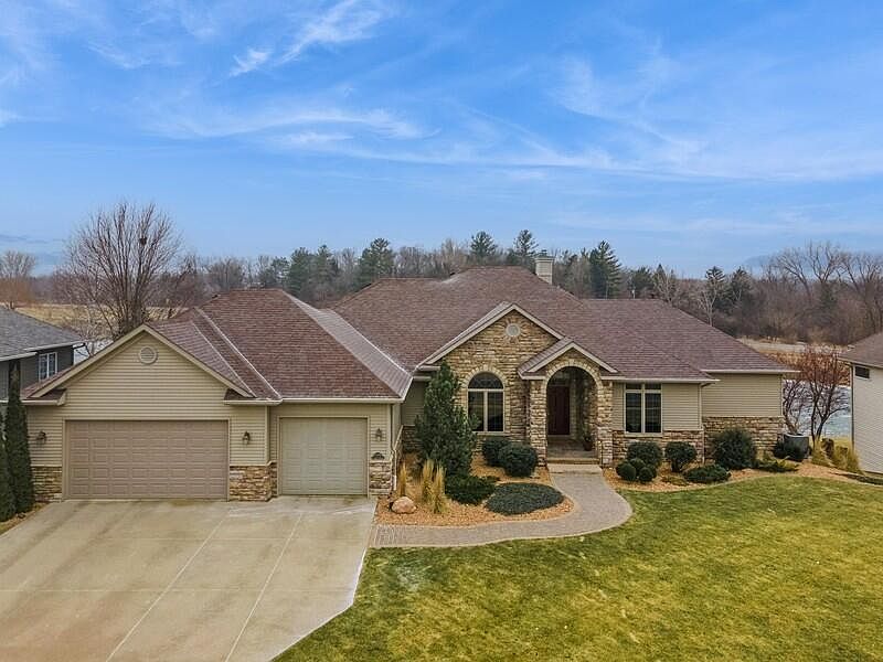 1st image of 3320 Foxley Dr