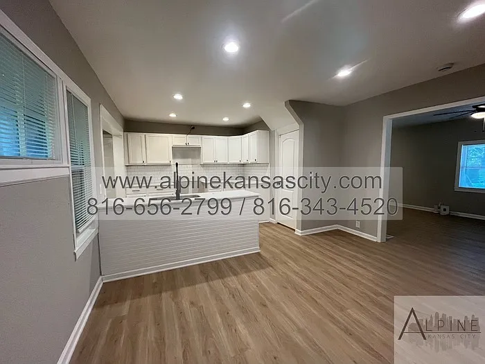 4 bed, 2.0 bath, 1848 sqft, $1,800 — Photo 2