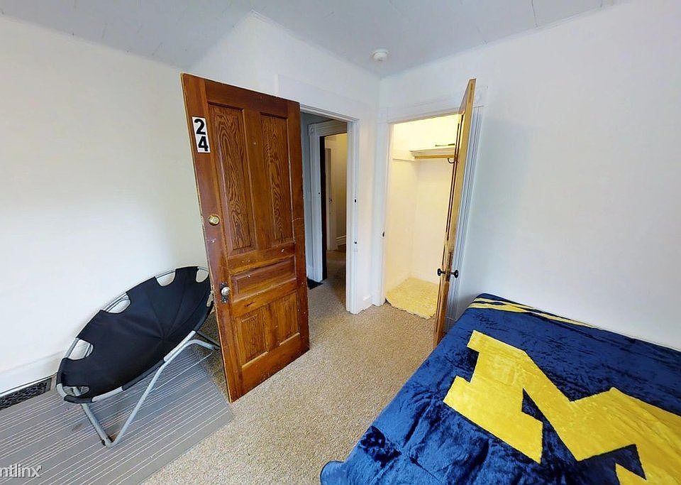 2nd Floor Southwest bedroom