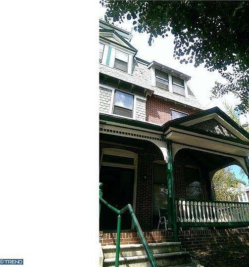 1st image of 709 N Van Buren St