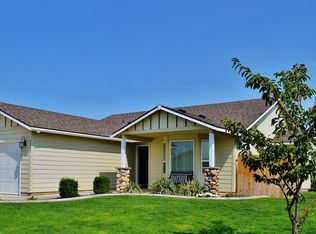 5507 Arthur Ln, Pasco, WA 99301