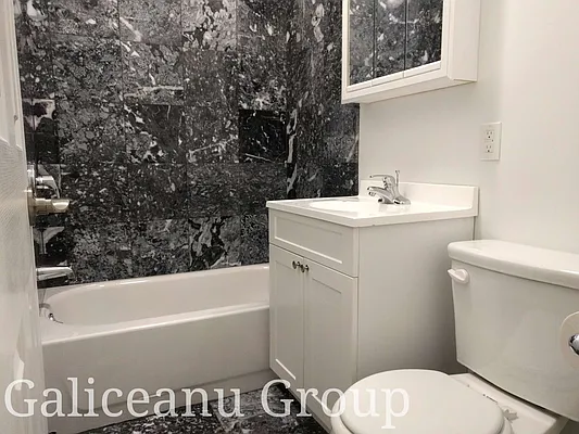 Rented by Lexington Real Estate Group | media 65