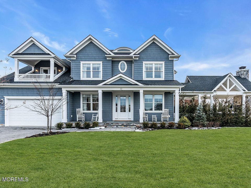 1st image of 12 Balmer Court